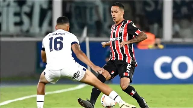 São Paulo PERDE para o Talleres na Libertadores, e PRESSÃO sobre Carpini AUMENTA! | CANELADA